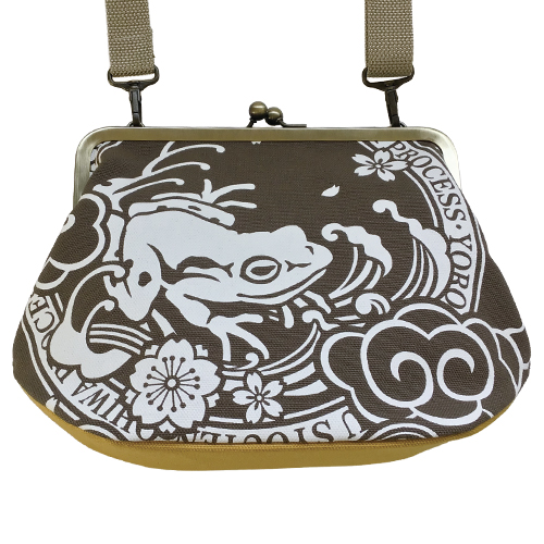 がま口バッグ ラベル柄 茶 マチ黄