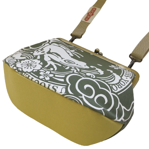 がま口バッグ ラベル柄 緑 マチ黄ヒワ - 画像 (5)