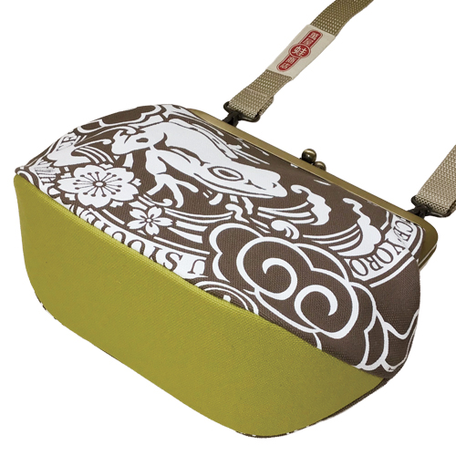 がま口バッグ ラベル柄 茶 マチヒワ - 画像 (5)