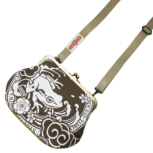 がま口バッグ ラベル柄 茶 マチヒワ - 画像 (3)